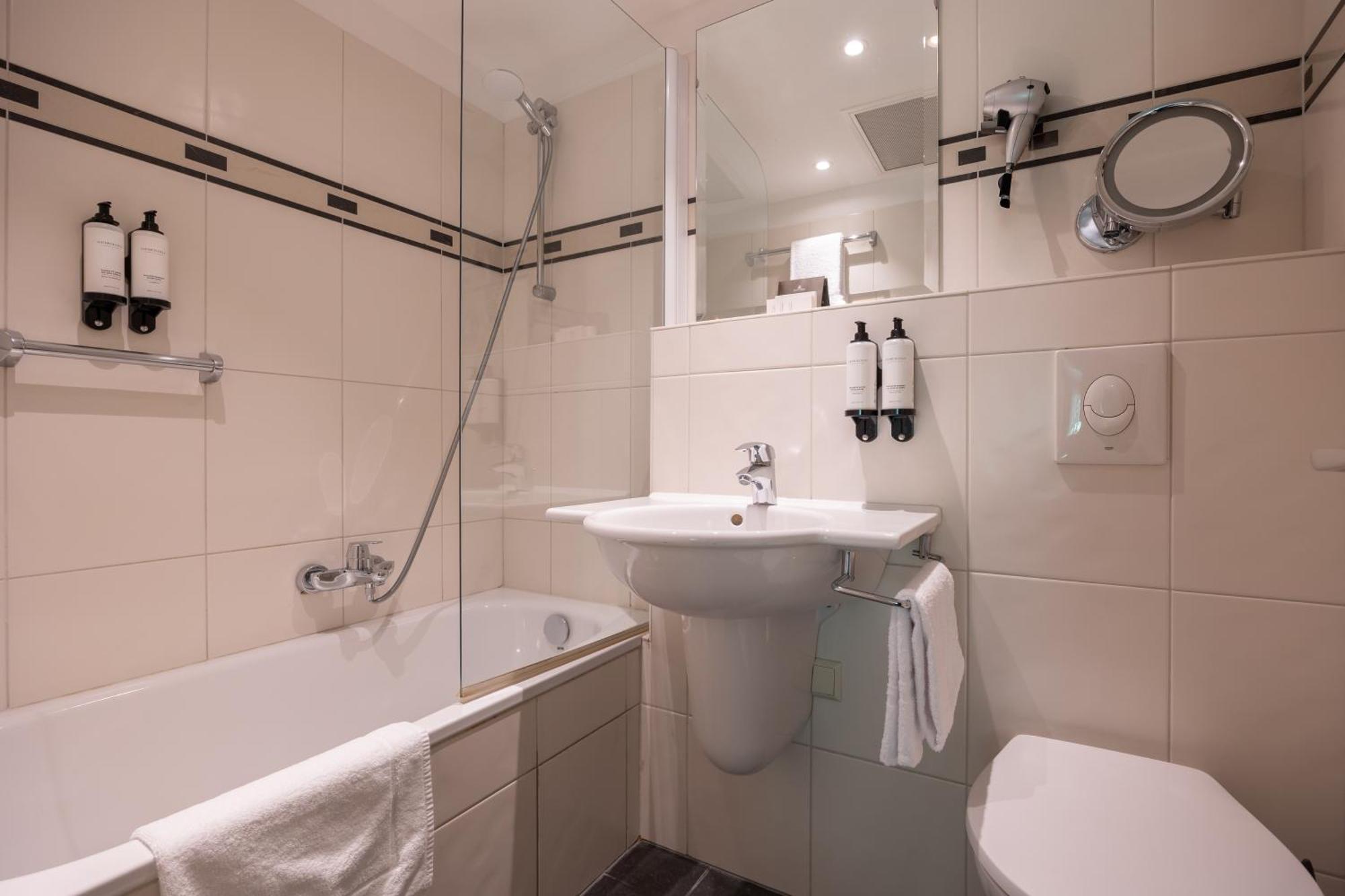 Standard Single Room,1685056730:JPEG